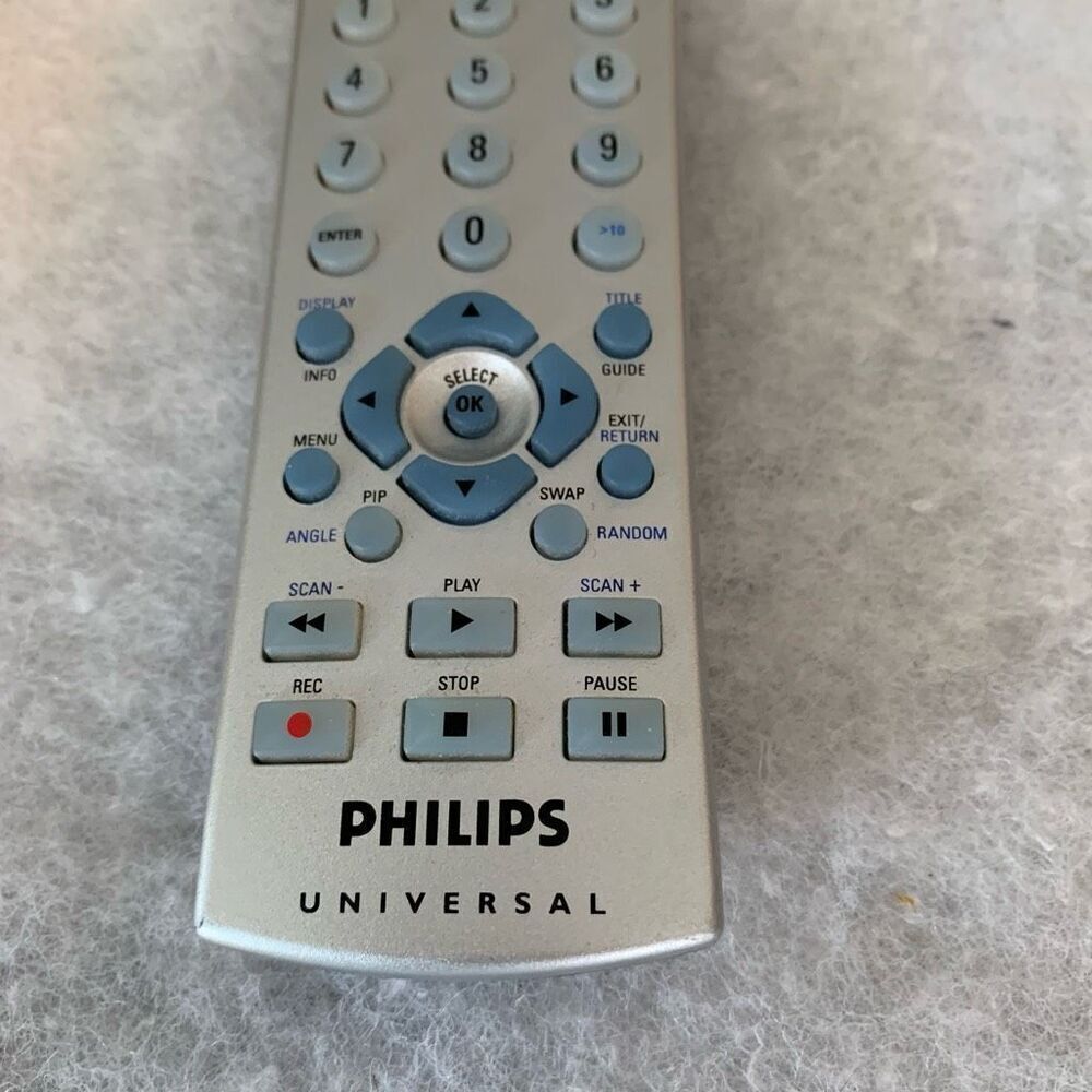 Philips Universal Remote Control - Picture 3 of 5